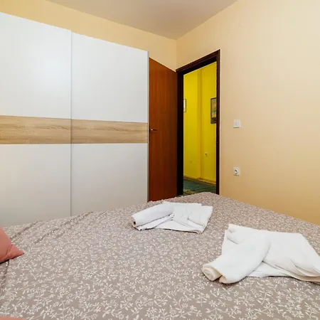 Natali Apartment *