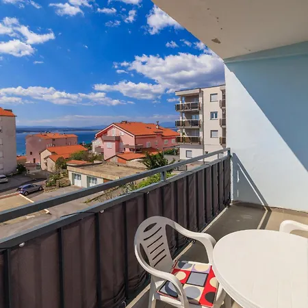Natali Apartment